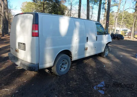 2011 Chevrolet Express 2500 Work Van z USA, uszkodzony, nr VIN 1GCWGFBA7B1166589